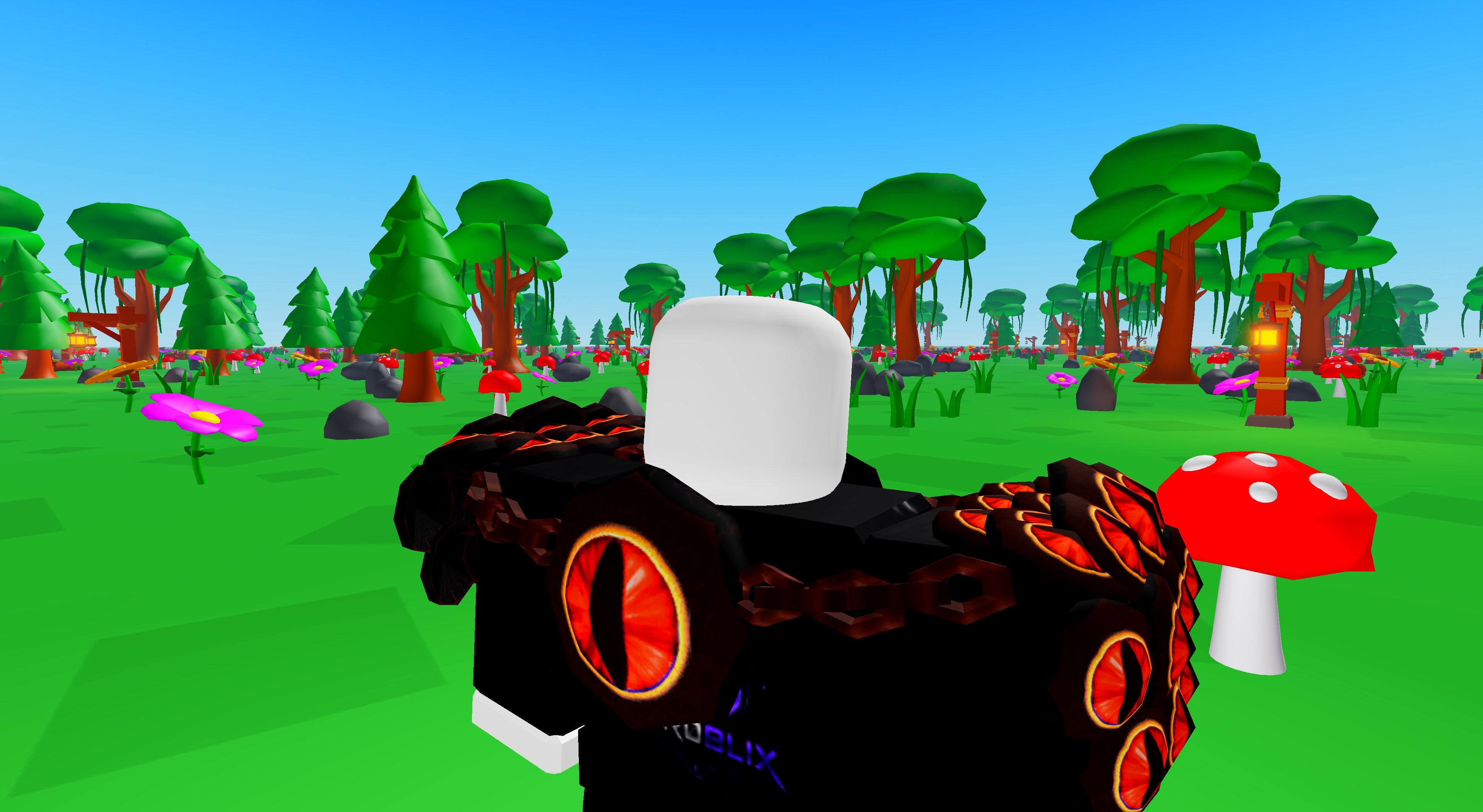 Catseye Pauldrons | Roblox Toy Code
